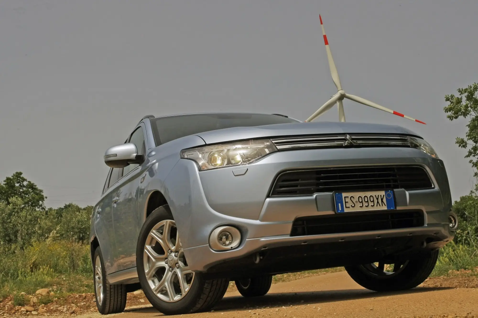 Mitsubishi Outlander PHEV - 147