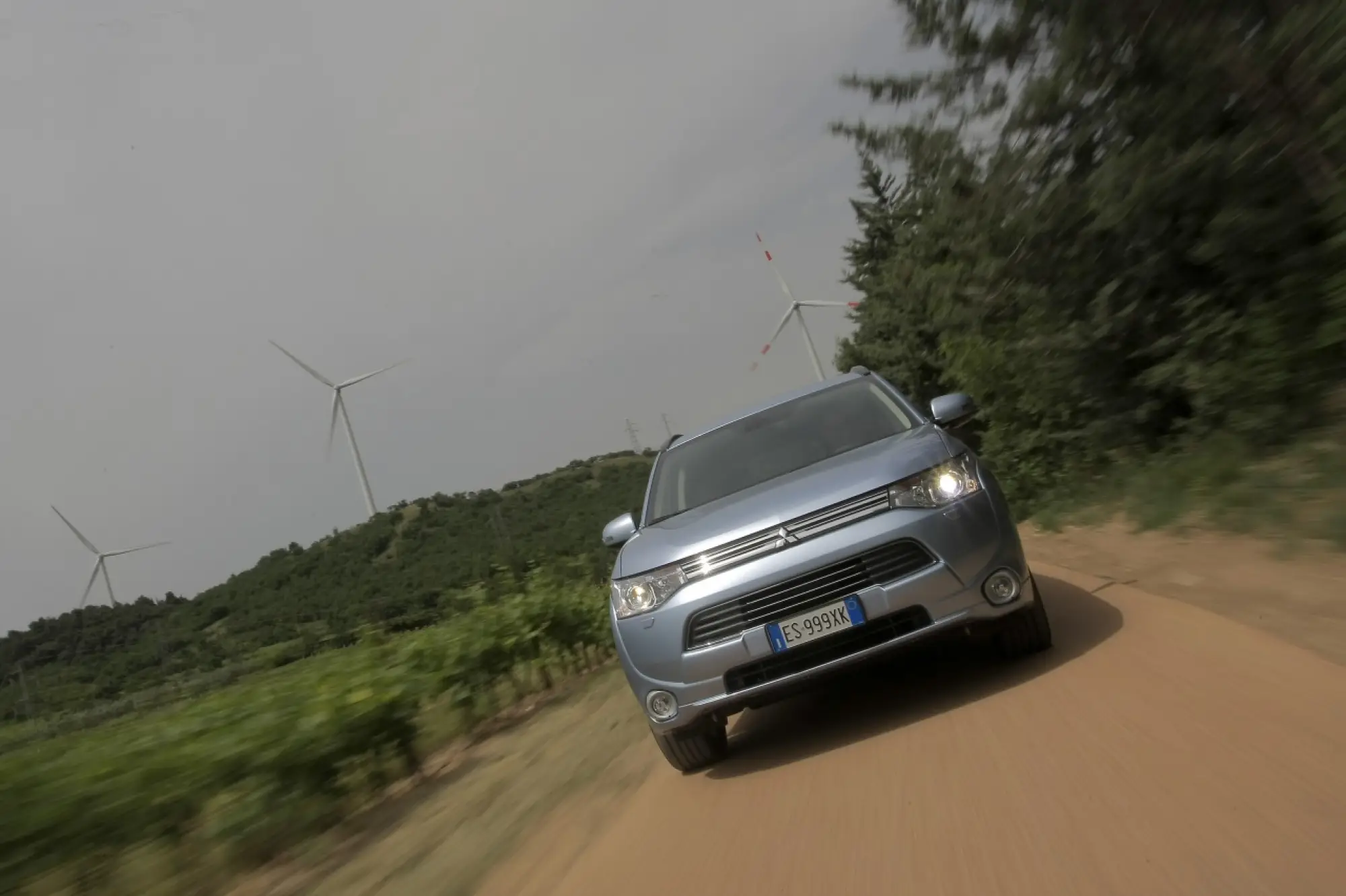 Mitsubishi Outlander PHEV - 197