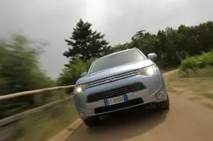 Mitsubishi Outlander PHEV - 207