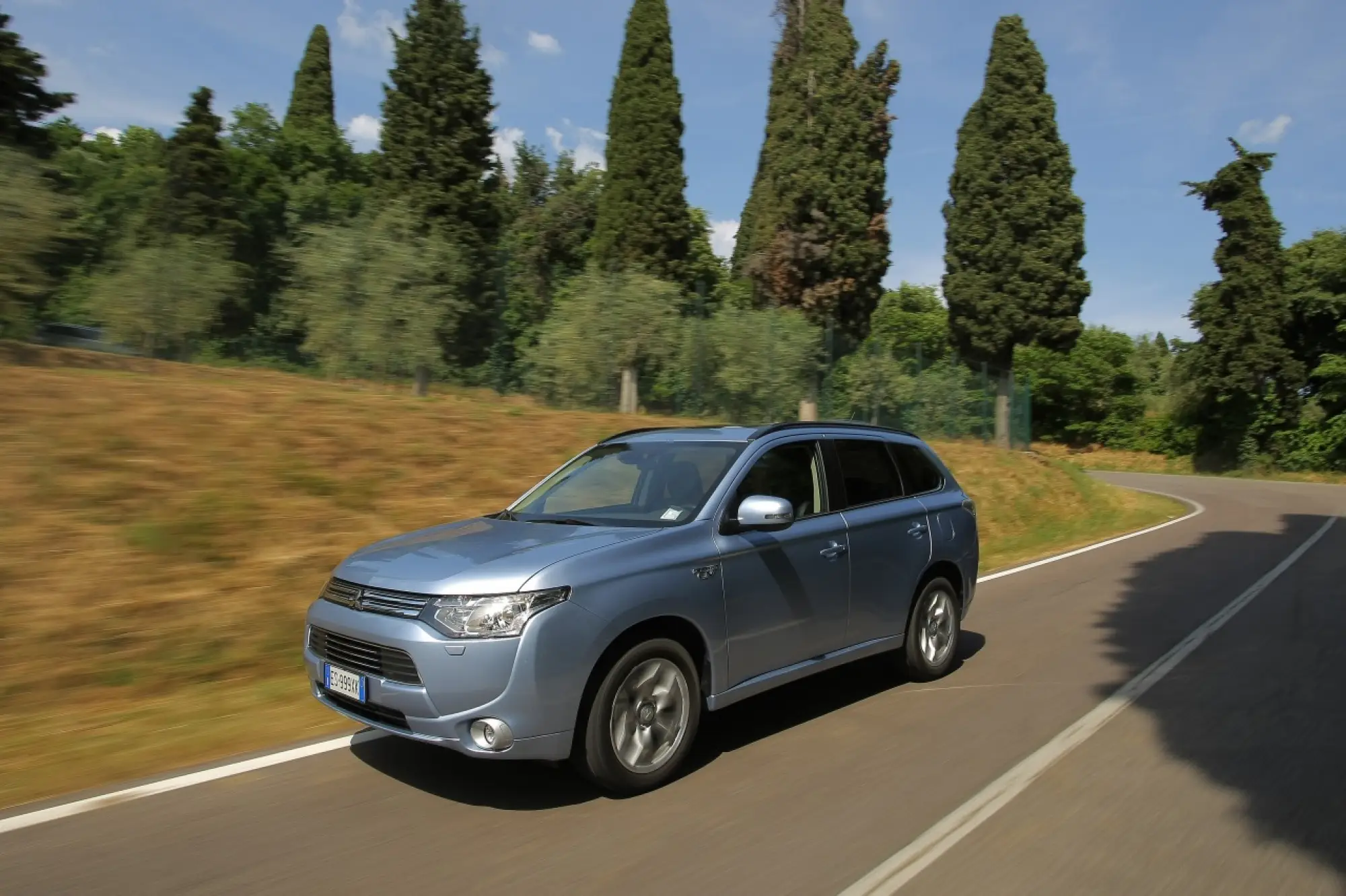 Mitsubishi Outlander PHEV - 15