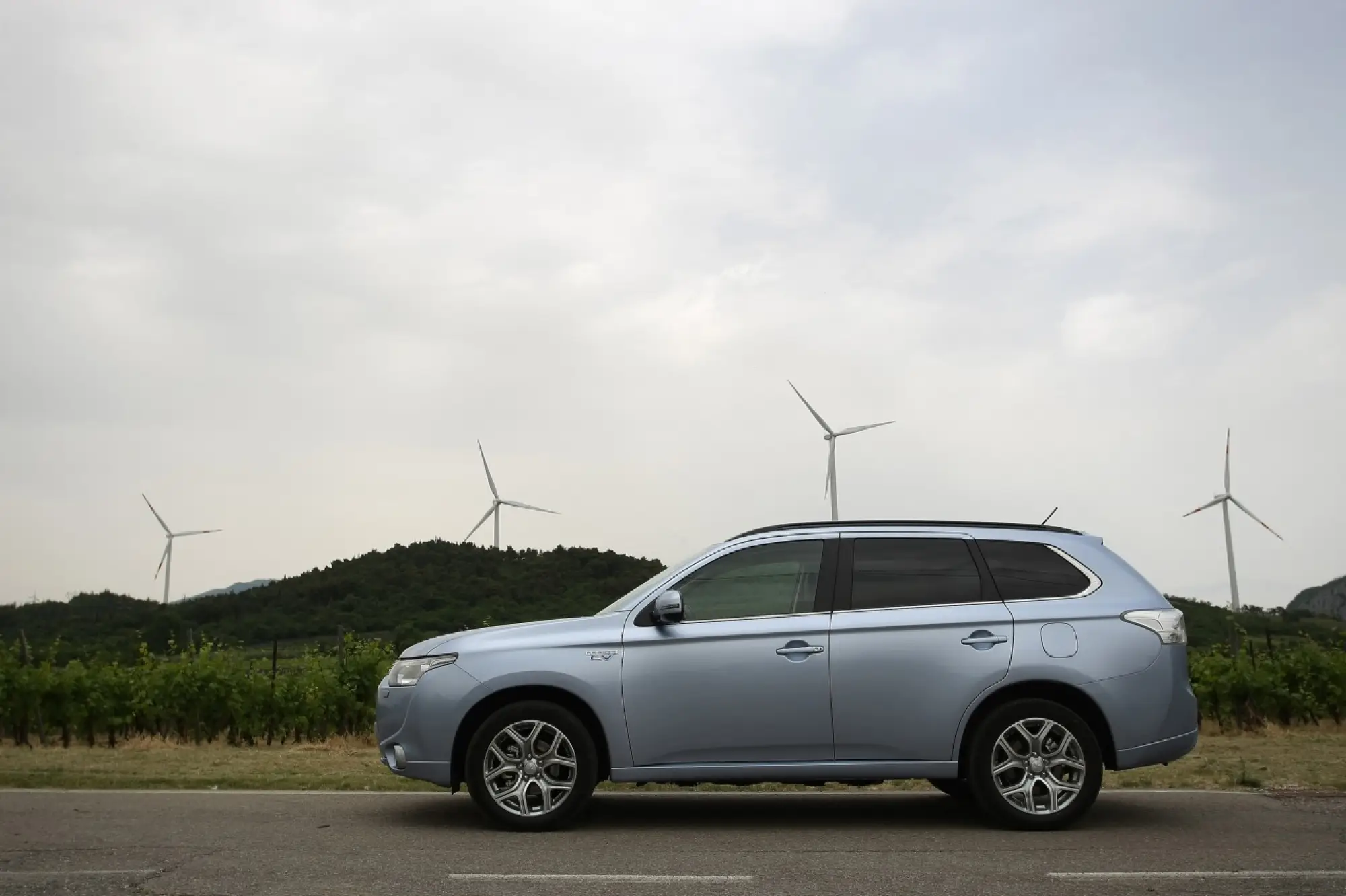 Mitsubishi Outlander PHEV - 223