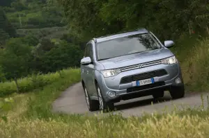 Mitsubishi Outlander PHEV