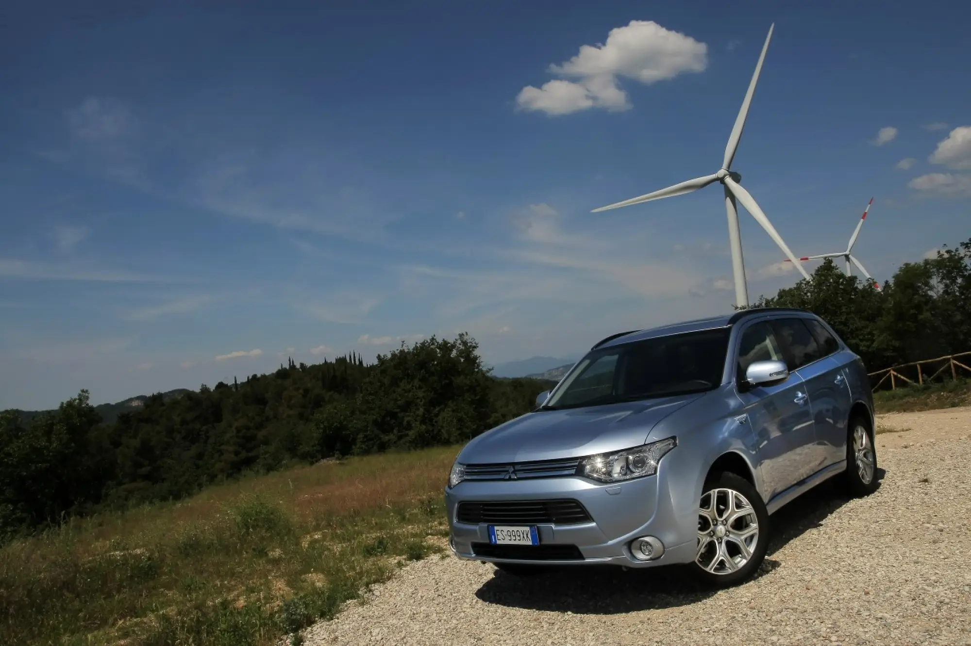 Mitsubishi Outlander PHEV - 283