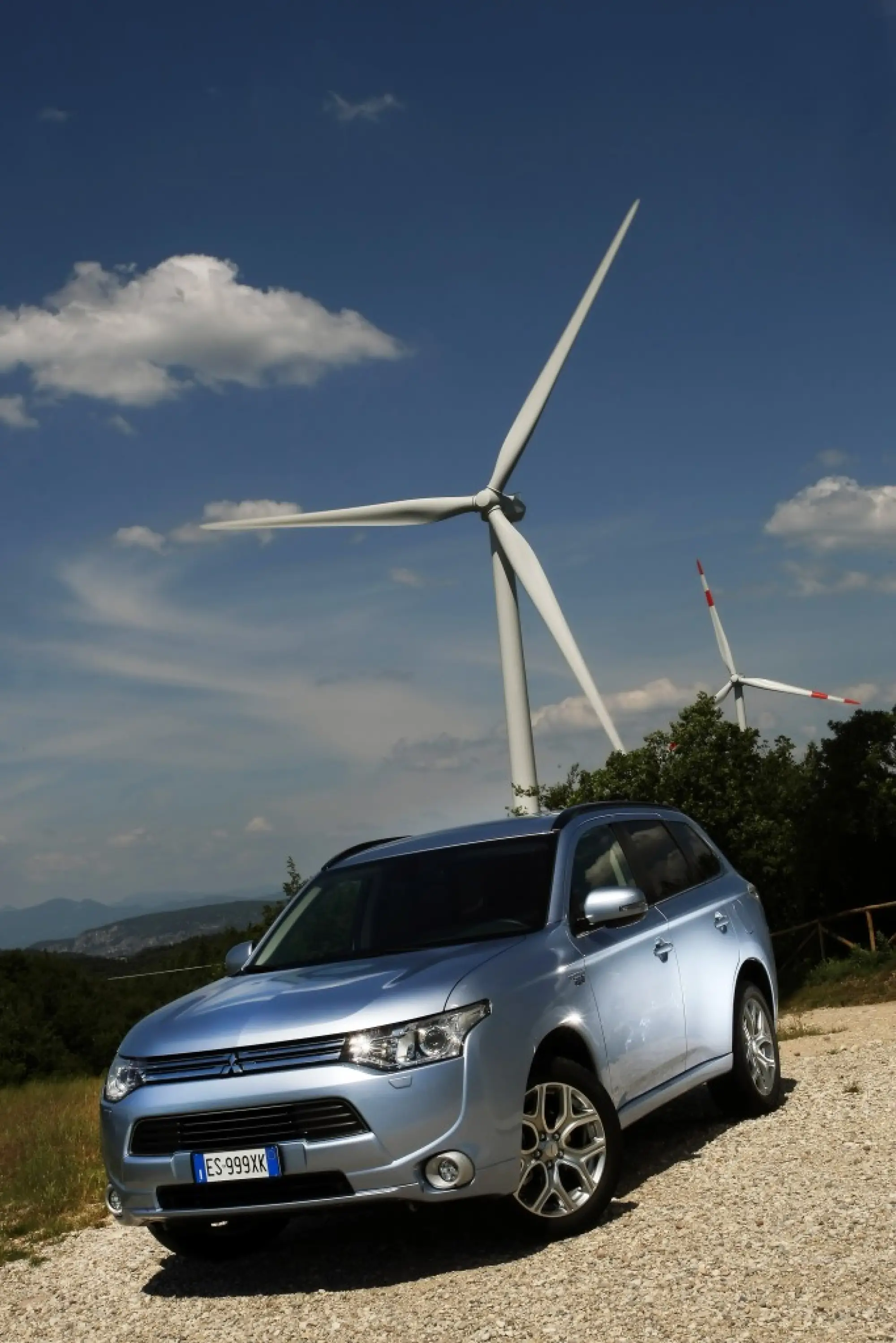 Mitsubishi Outlander PHEV - 286