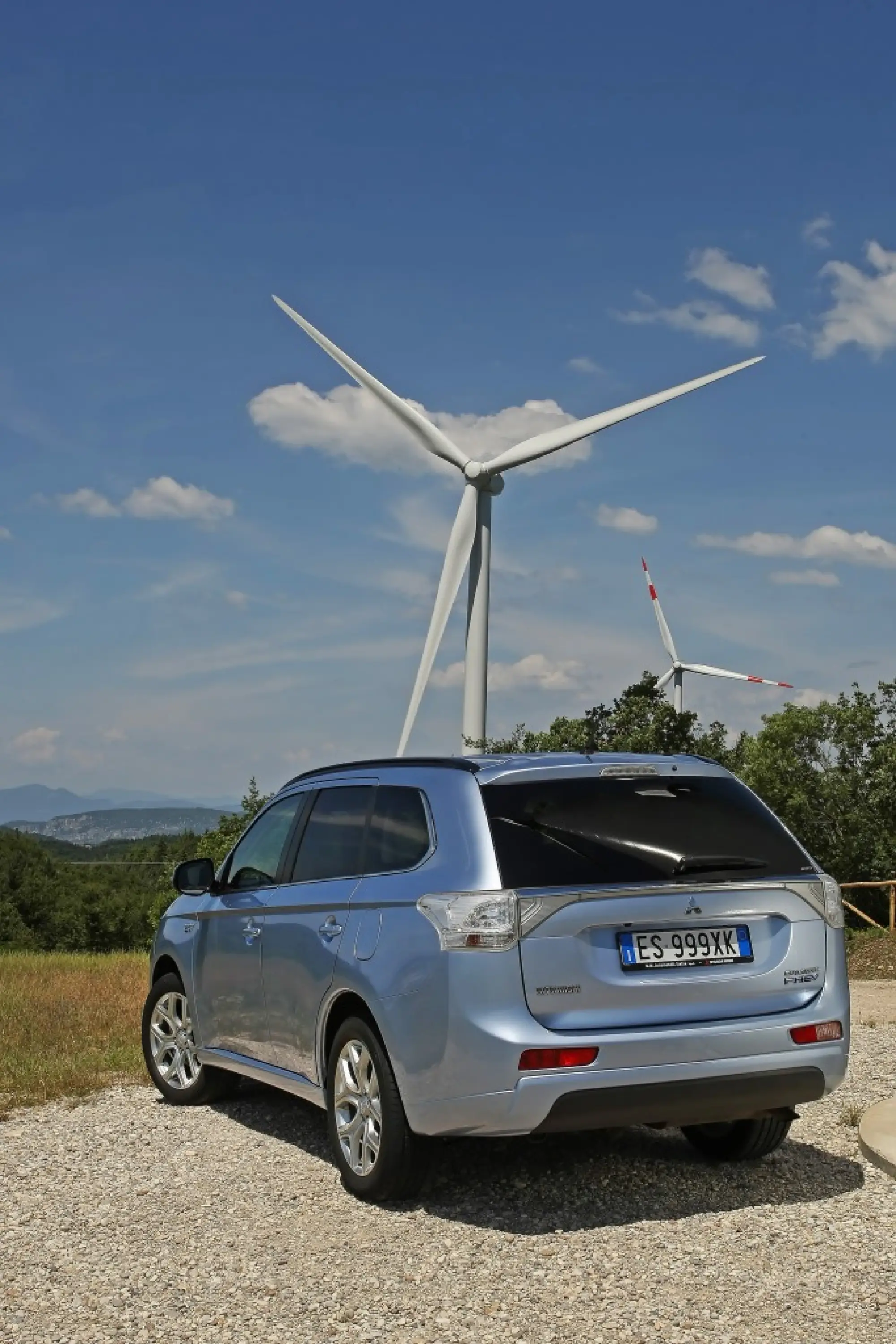 Mitsubishi Outlander PHEV - 294