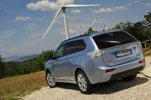 Mitsubishi Outlander PHEV - 297