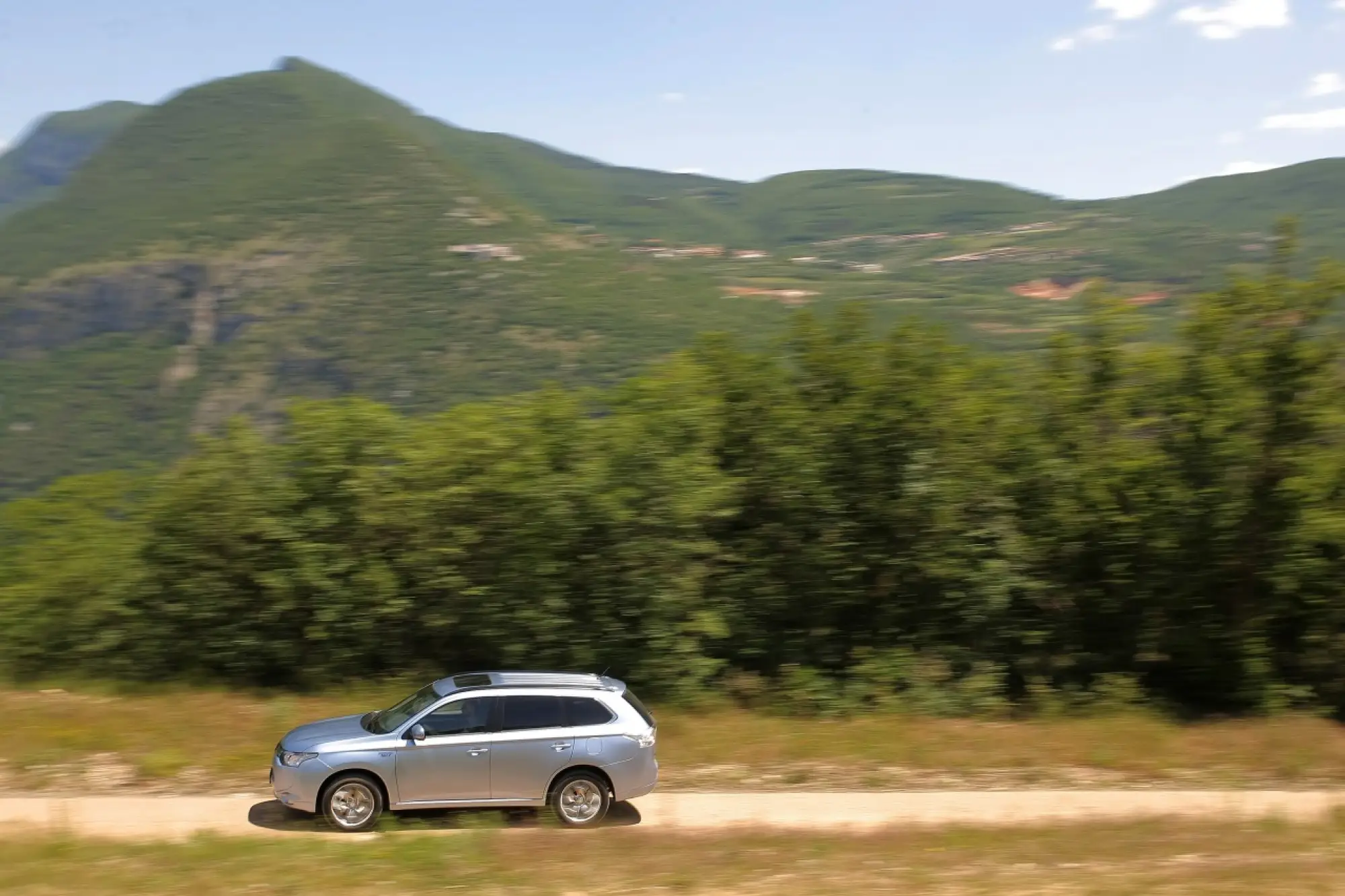 Mitsubishi Outlander PHEV - 324