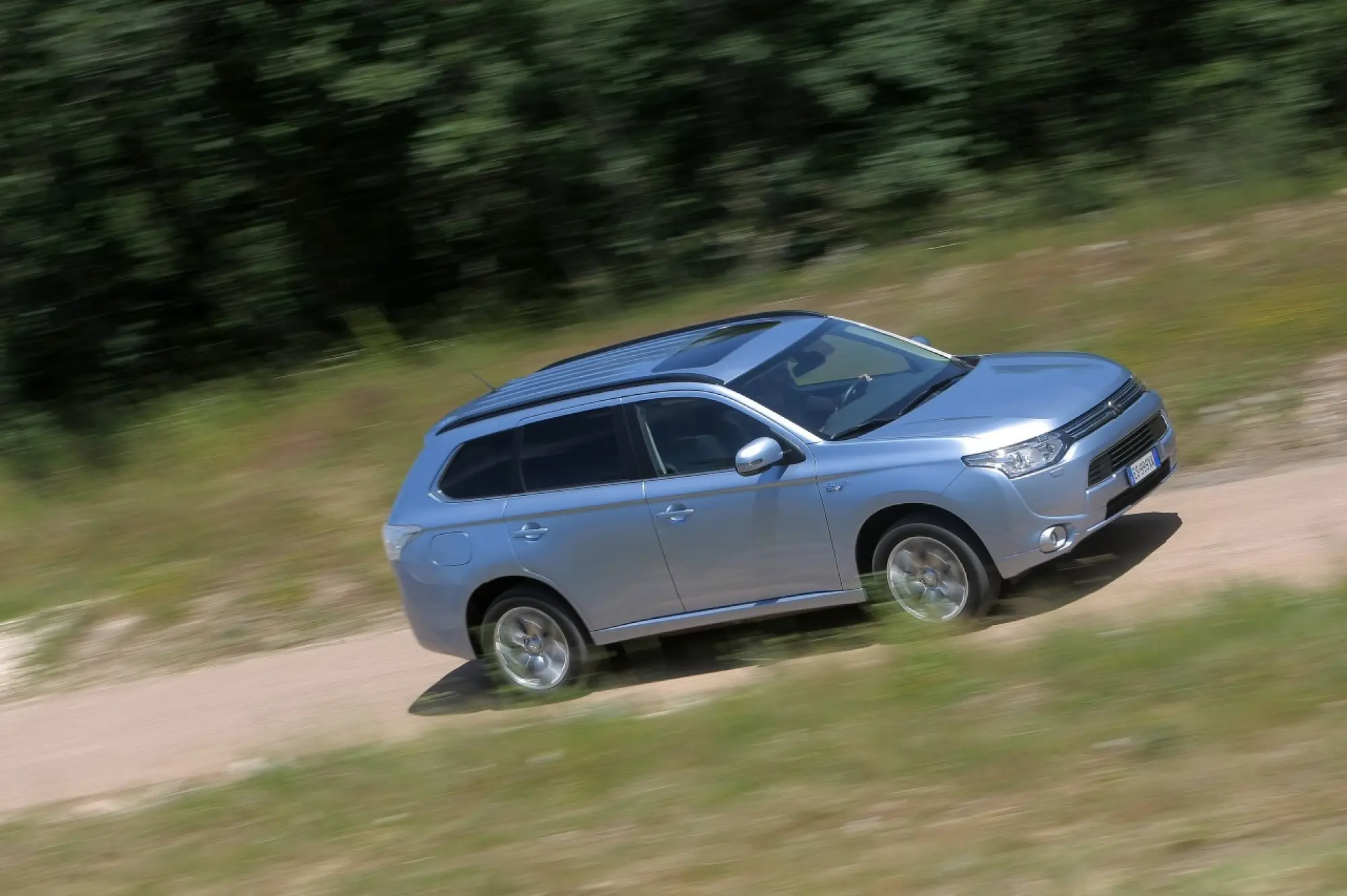 Mitsubishi Outlander PHEV - 326