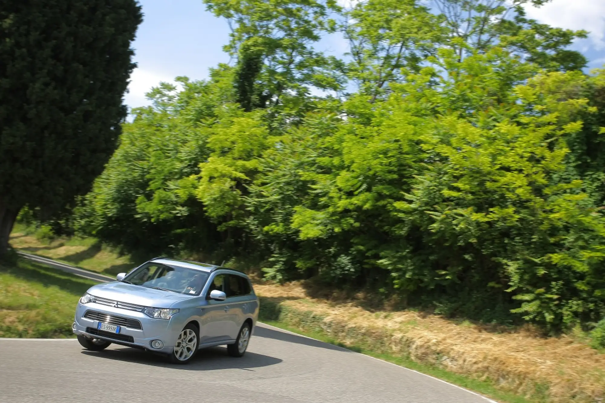 Mitsubishi Outlander PHEV - 46