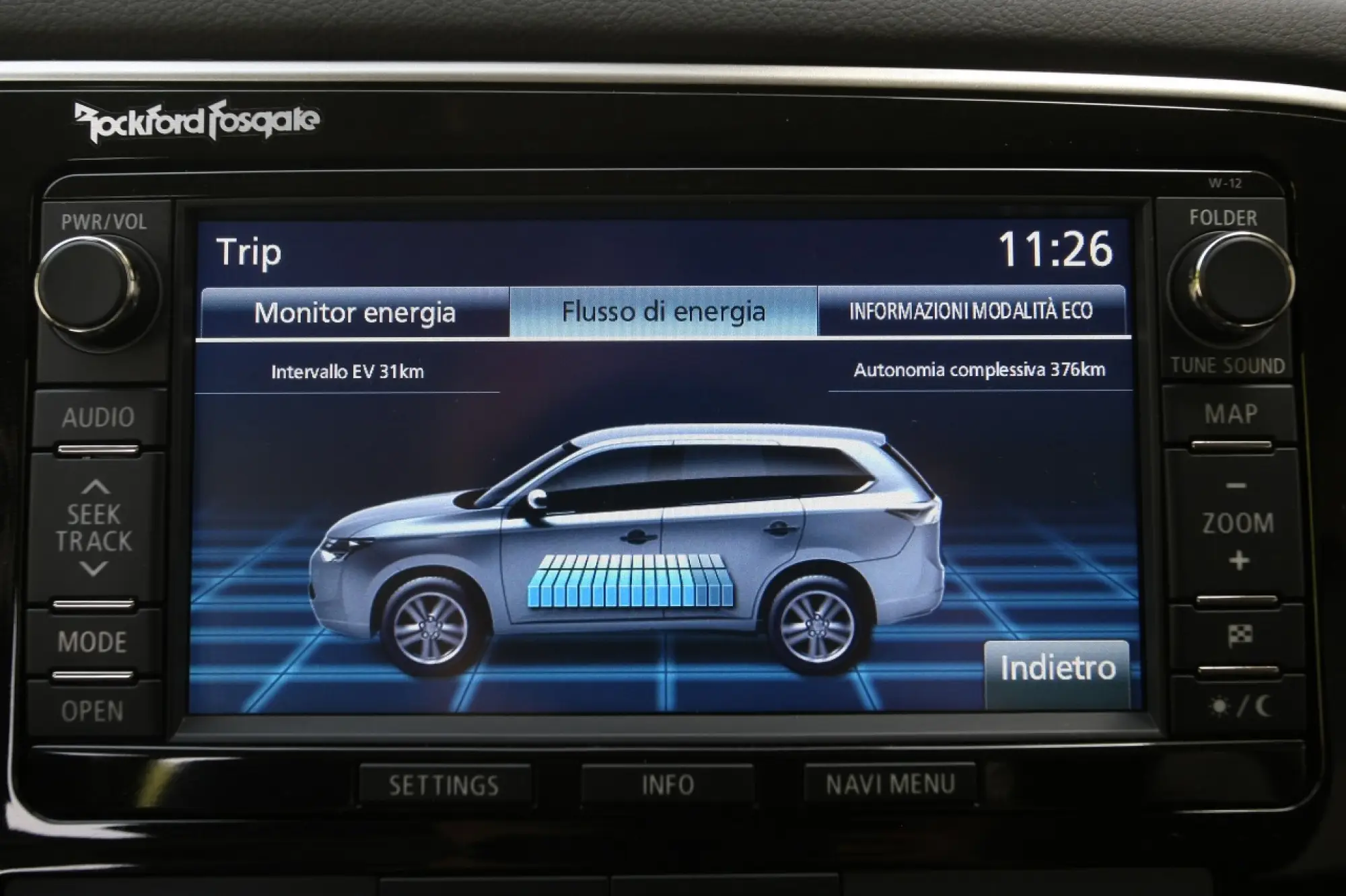 Mitsubishi Outlander PHEV - 60