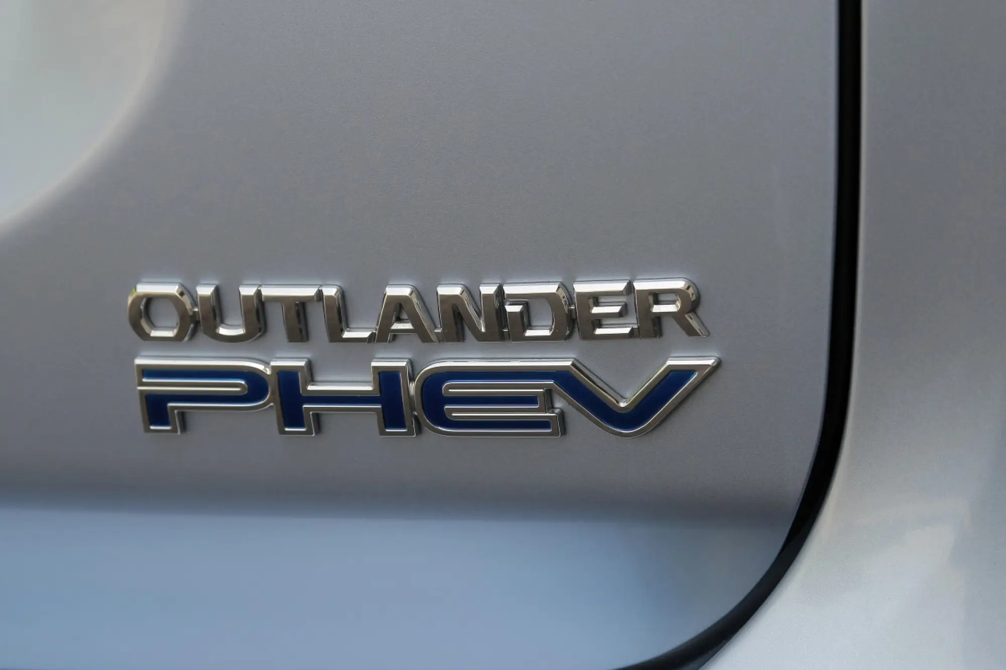 Mitsubishi Outlander PHEV - 97