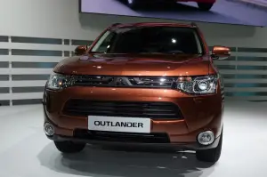 Mitsubishi Outlander - Salone di Ginevra 2012