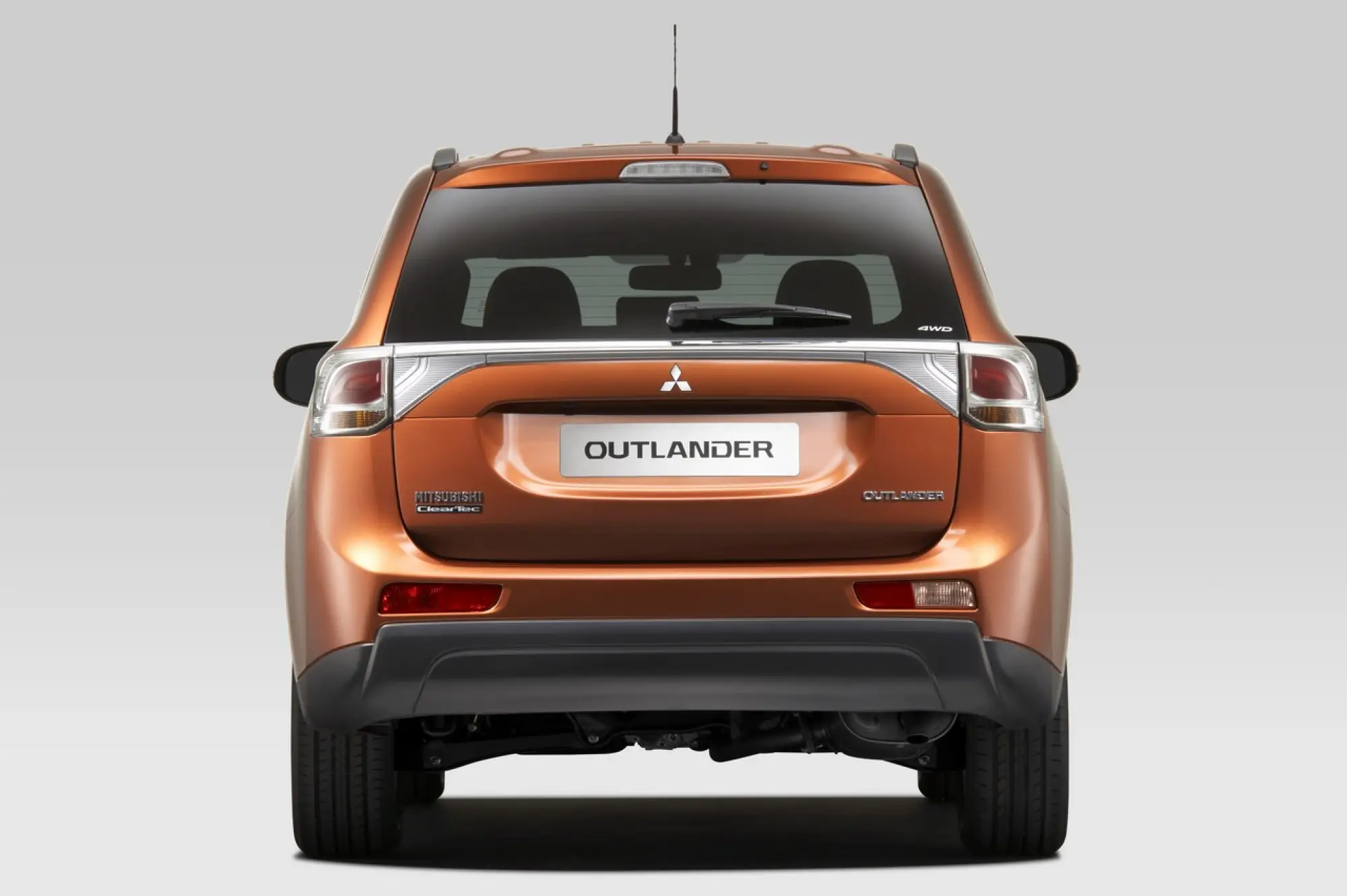 Mitsubishi Outlander - 19