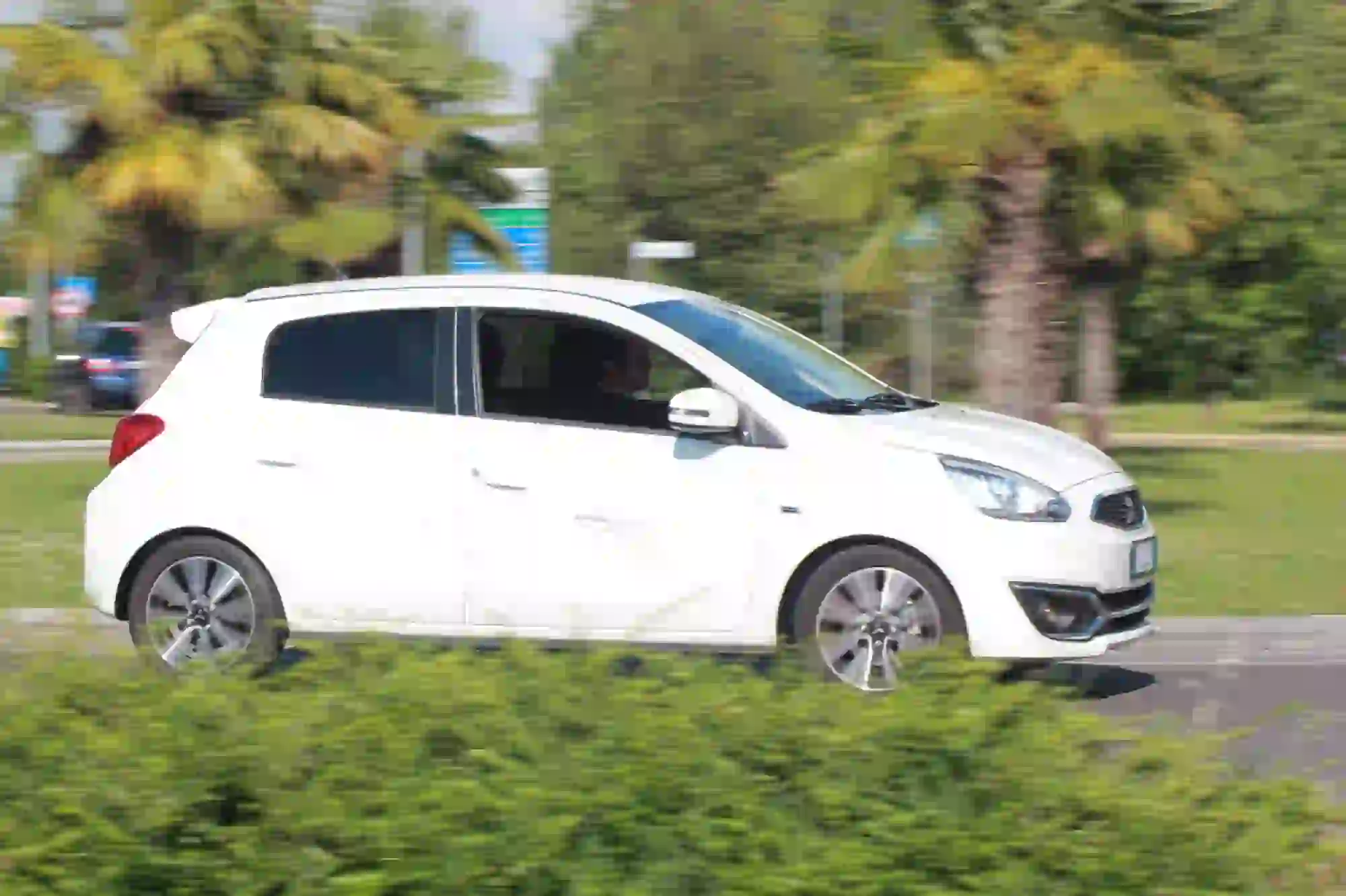 Mitsubishi Space Star: prova su strada - 48