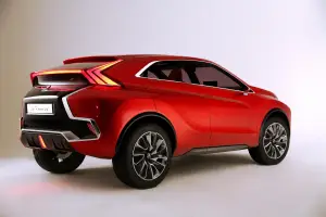 Mitsubishi XR-PHEV Concept II 