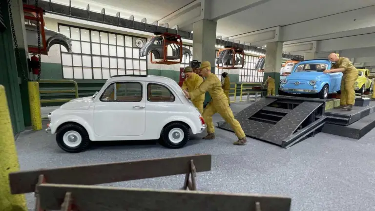 Modellino fabbrica Lingotto Fiat - 3