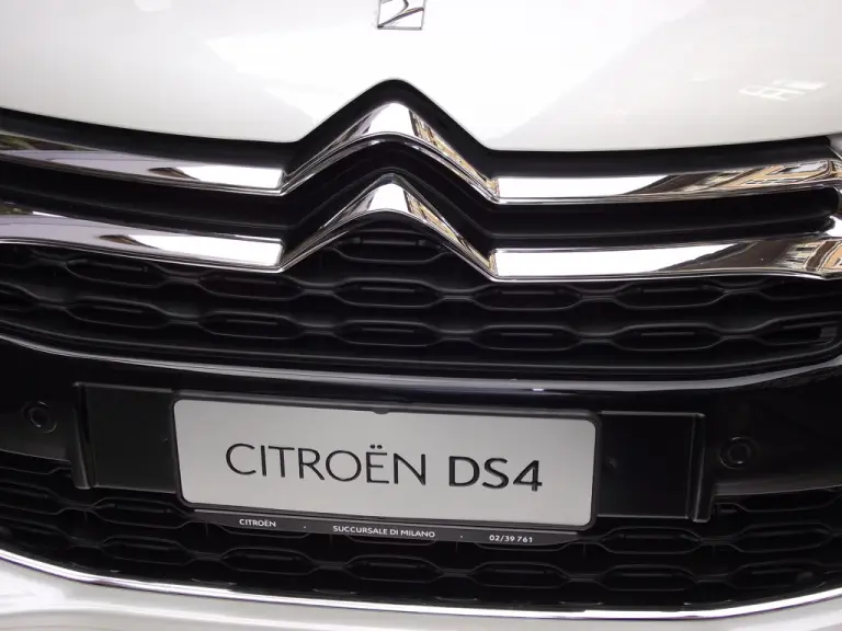 Montenapoleone Design Experience by Citroën DS4 - 11