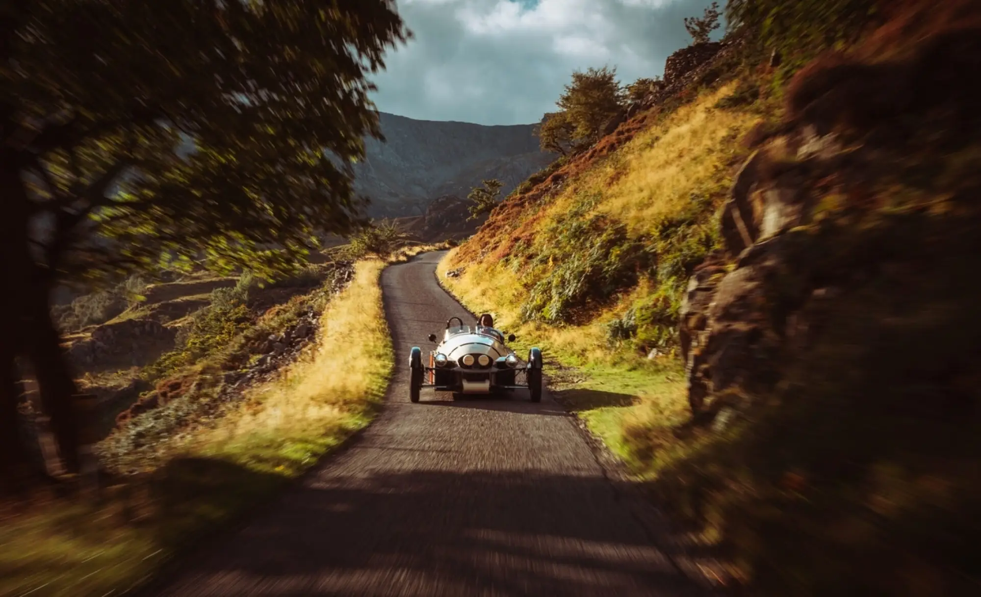 Morgan Super 3 x Orlebar Brown - Foto - 8