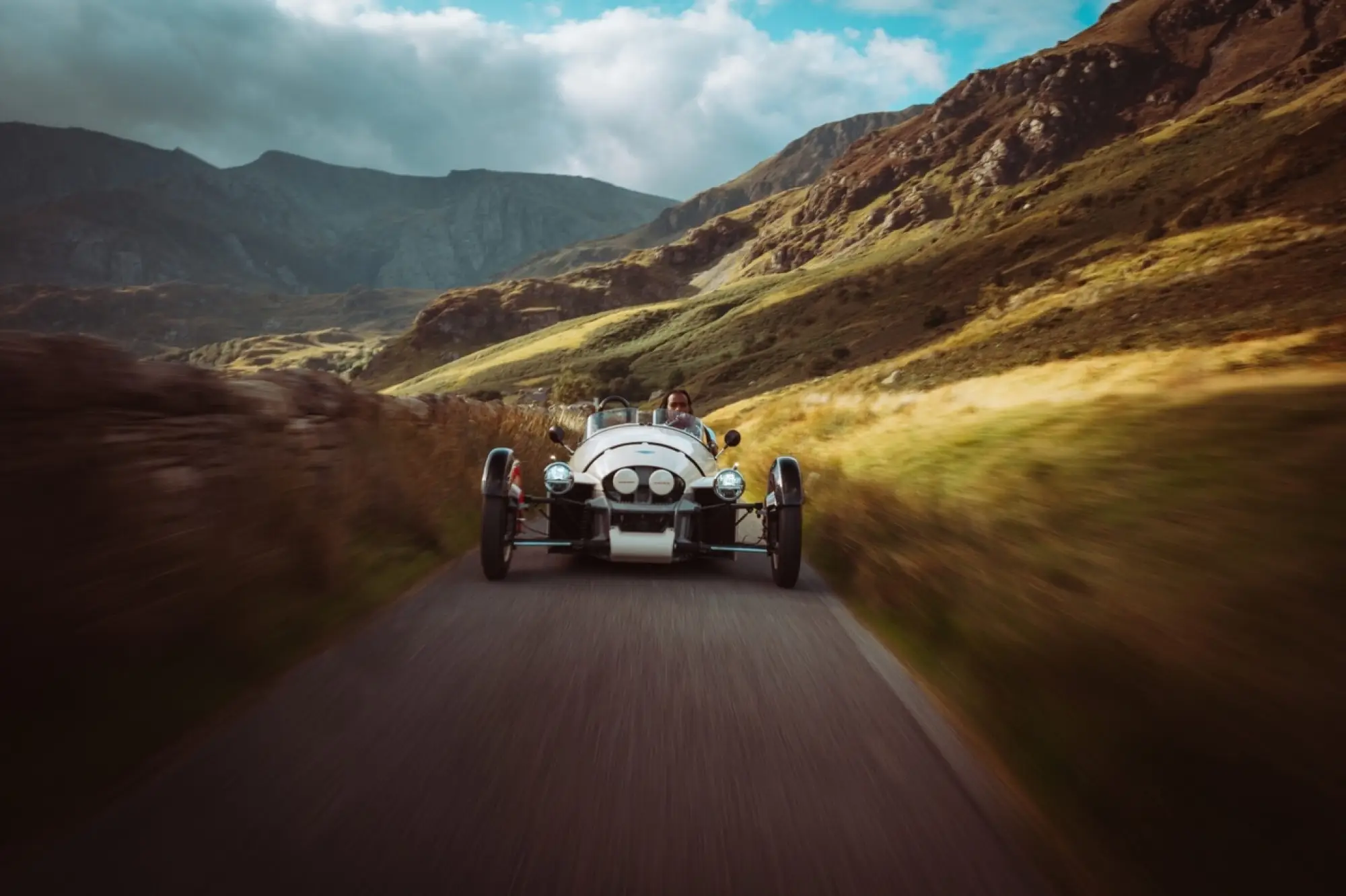 Morgan Super 3 x Orlebar Brown - Foto - 11