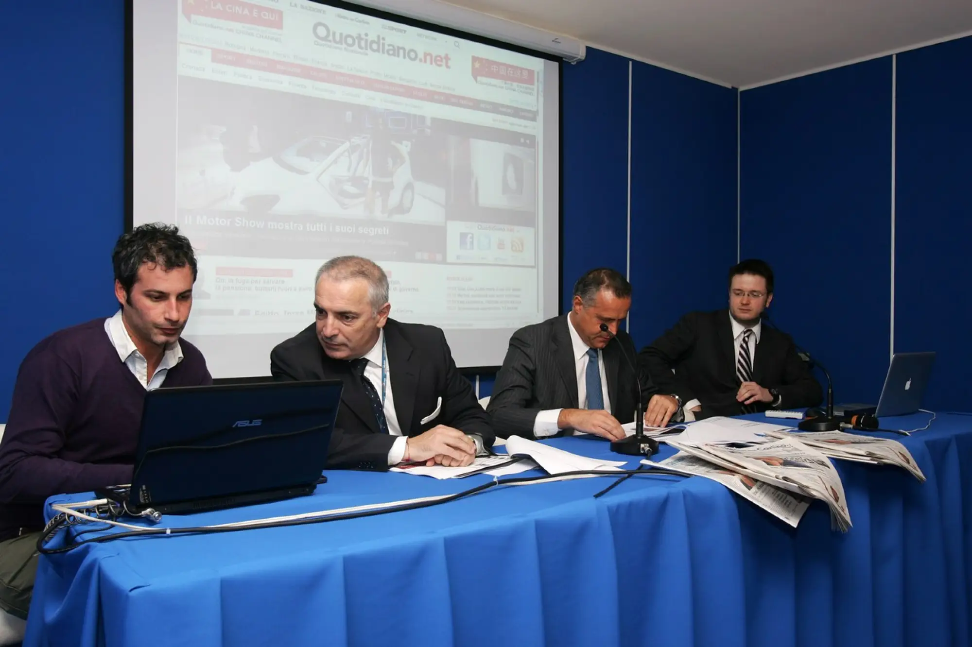 Motorionline e QN - Conferenza stampa al Motorshow di Bologna 2011 - 2