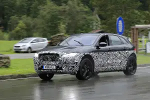 Muletto Jaguar J-Pace foto spia 9 settembre 2016