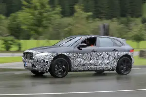 Muletto Jaguar J-Pace foto spia 9 settembre 2016