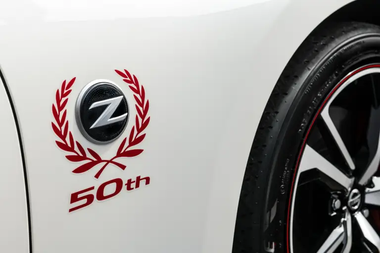 Nissan 370Z 50th Anniversary Edition - 14