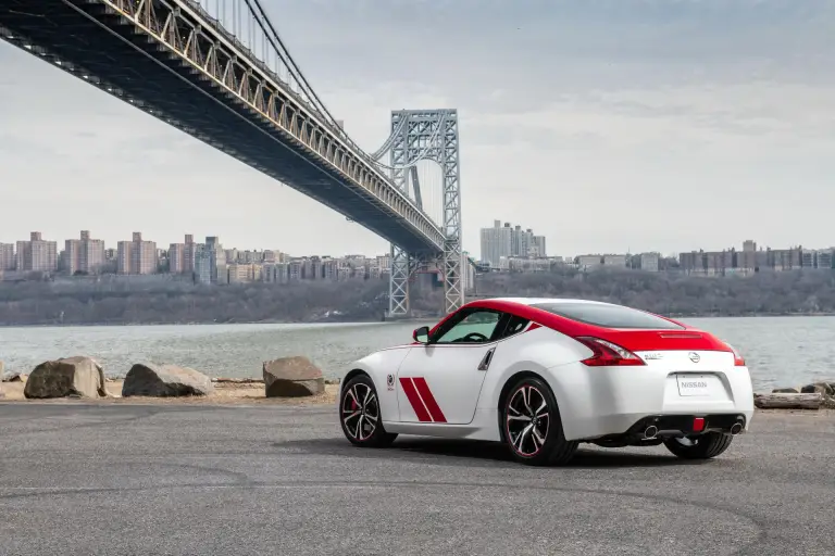 Nissan 370Z 50th Anniversary Edition - 19