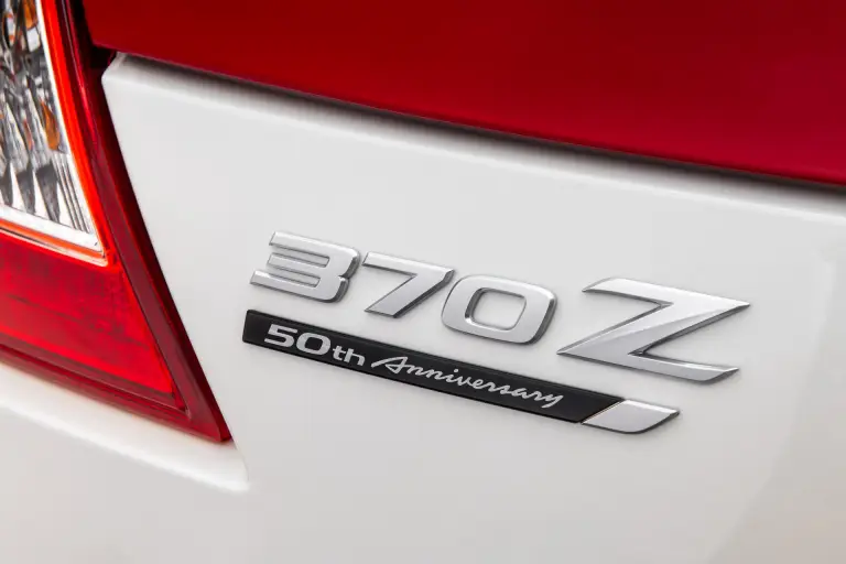 Nissan 370Z 50th Anniversary Edition - 9
