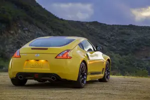 Nissan 370Z Heritage Edition - 4