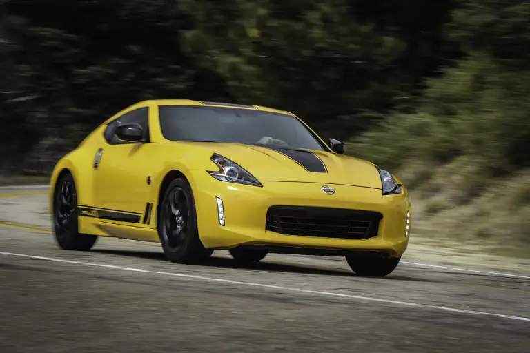 Nissan 370Z Heritage Edition - 8