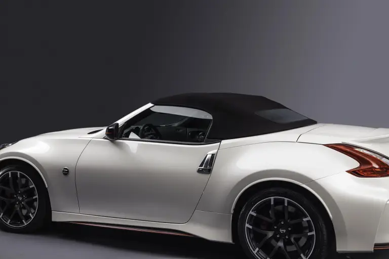 Nissan 370Z NISMO Roadster Concept - 11