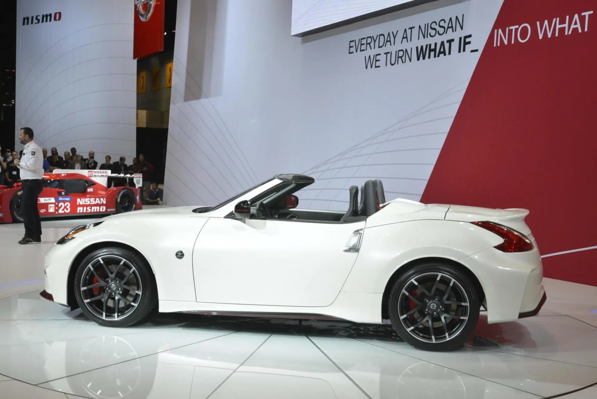 Nissan 370Z NISMO Roadster Concept - 32
