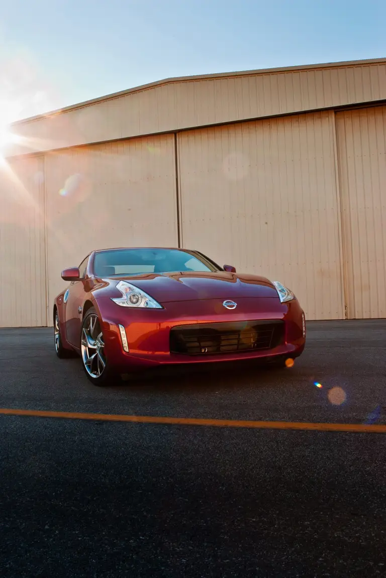 Nissan 370Z restyling 2013 - 18