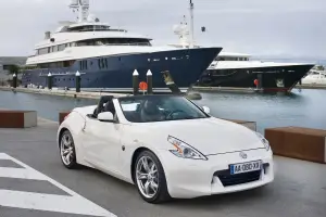 Nissan 370Z Roadster 2011