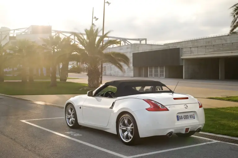 Nissan 370Z Roadster 2011 - 4