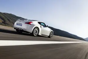 Nissan 370Z Roadster 2011