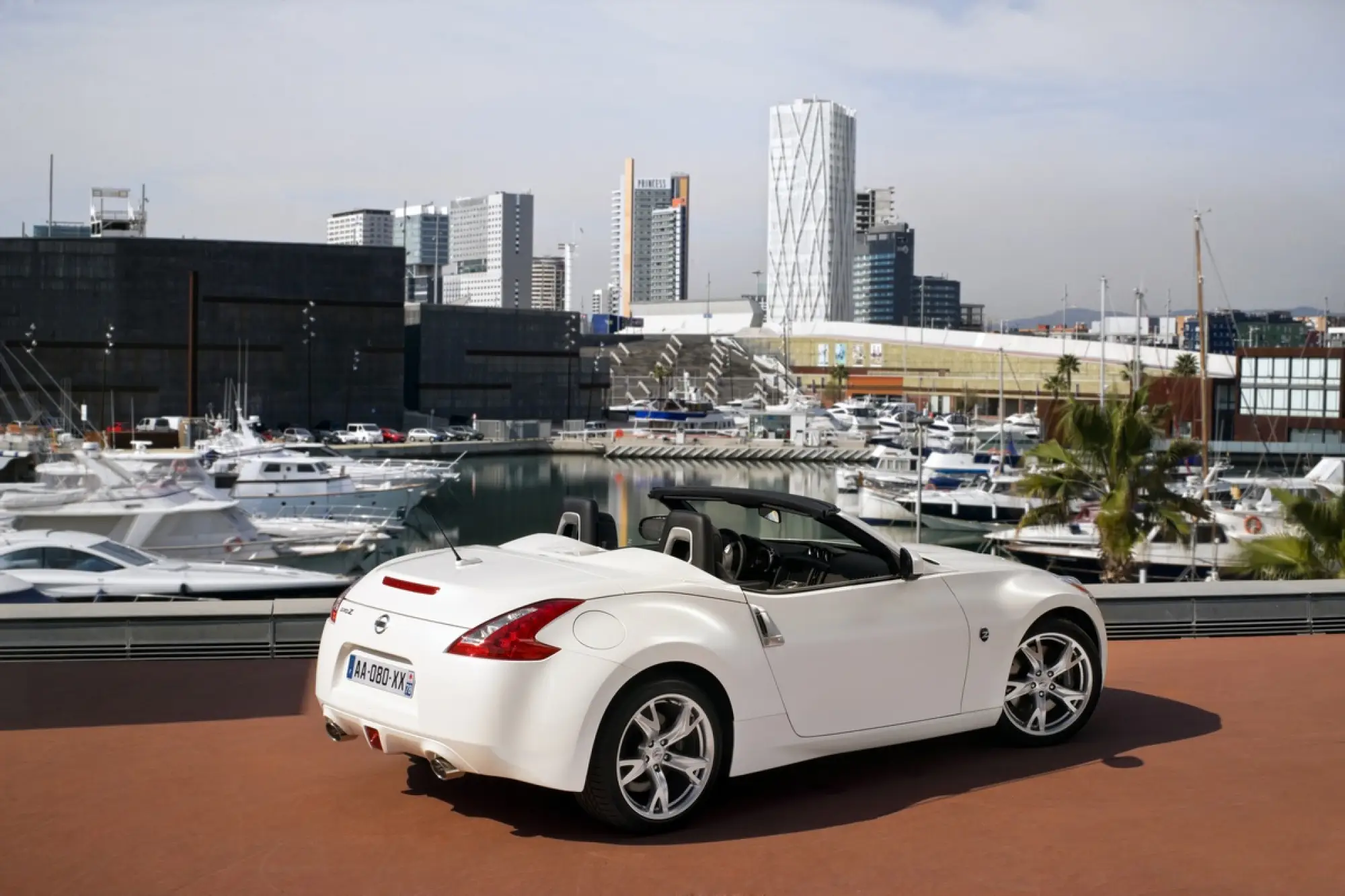 Nissan 370Z Roadster 2011 - 12