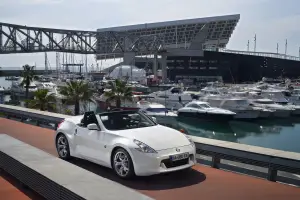 Nissan 370Z Roadster 2011