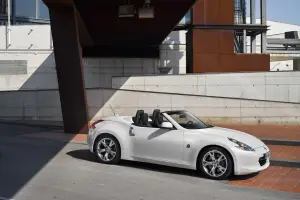 Nissan 370Z Roadster 2011