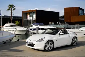 Nissan 370Z Roadster 2011