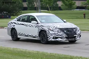 Nissan Altima 2016 - Foto spia 17-06-2015