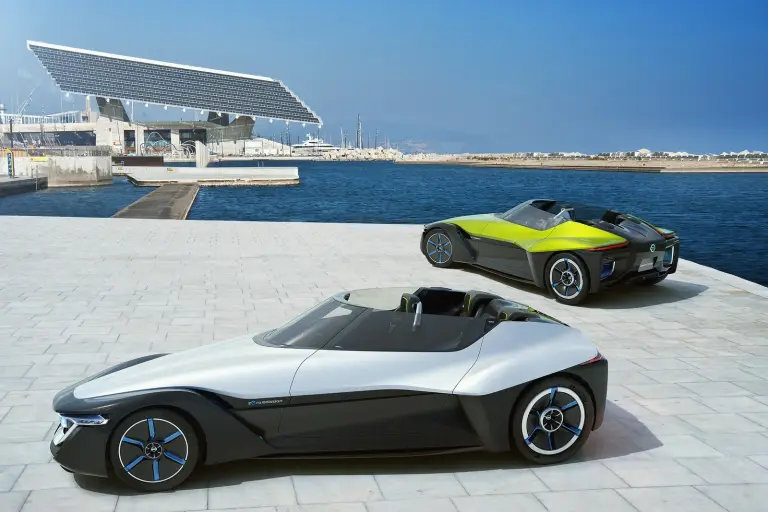 Nissan BladeGlider Concept - 1