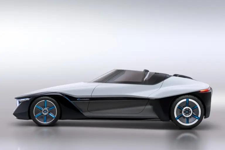 Nissan BladeGlider Concept - 16