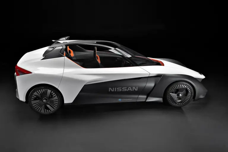 Nissan BladeGlider - 2