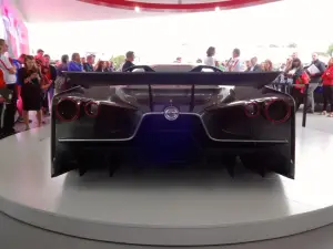 Nissan Concept 2020 Vision Gran Turismo - Goodwood 2014