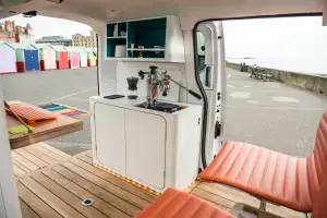 Nissan e-NV200 workspace