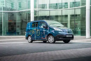 Nissan e-NV200 workspace