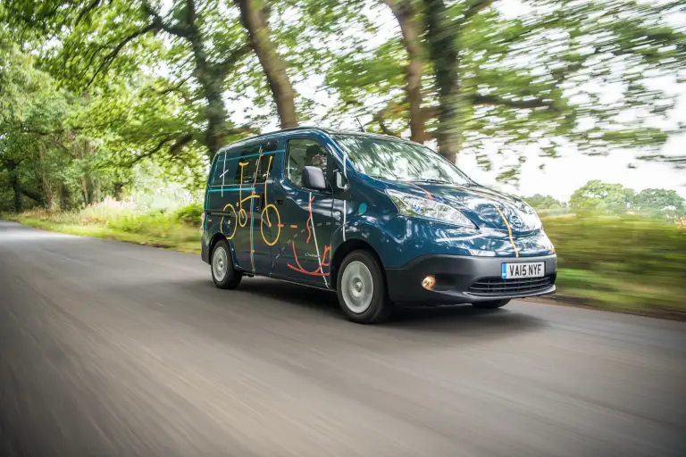 Nissan e-NV200 workspace - 3