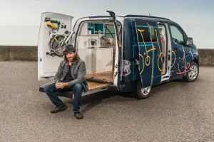 Nissan e-NV200 workspace